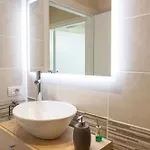شقة White Attic