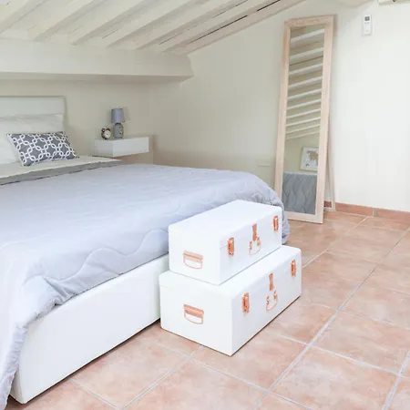 White Attic Apartment *